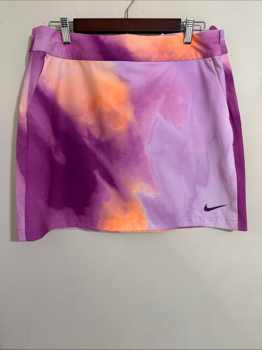 Nike Golf Women's Tie-Dye Athletic Skirt Purple Orange size 10 Pickleball Tennis